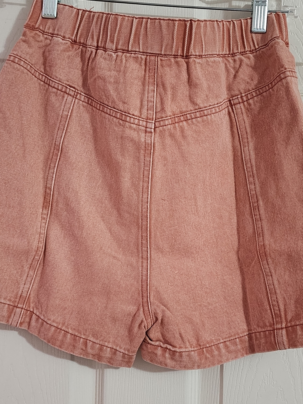 High-Waist Denim Shorts. NWT - Picture 4 of 5